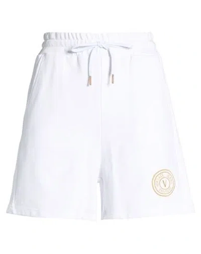 Versace Jeans Couture Woman Shorts & Bermuda Shorts White Size L Cotton