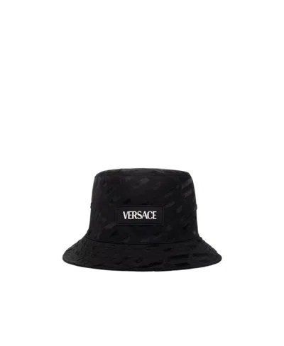 Versace La Greca Bucket Hat In Pattern