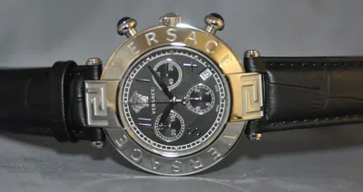 Pre-owned Versace Ladies Swiss Reve Chrono Black Dial Black Leather Watch Q5c99d009 S009