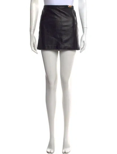 Pre-owned Versace Lambskin Mini Skirt In Black