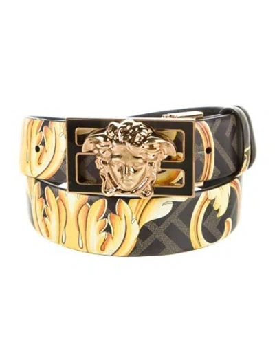 Pre-owned Versace Leather Belt In Yellow