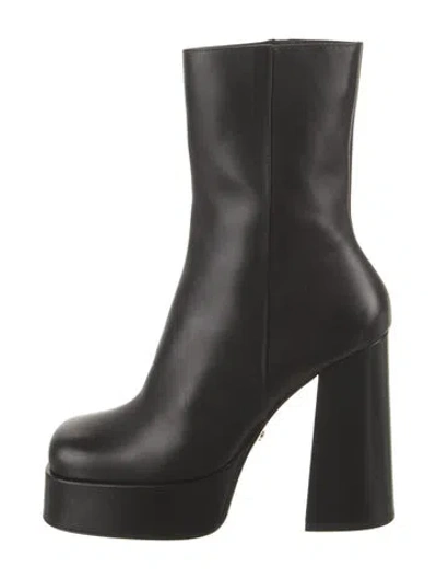 Pre-owned Versace Leather Boots In Black