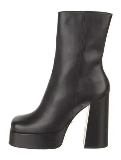 Pre-owned Versace Leather Boots In Black