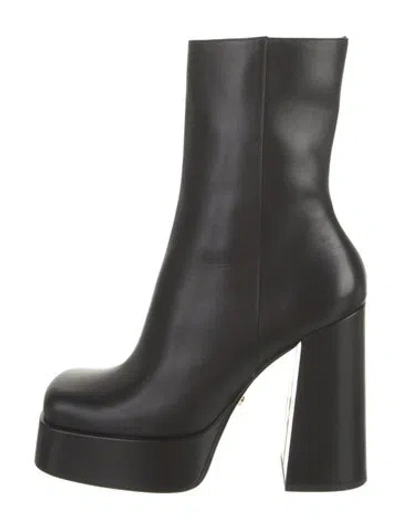 Pre-owned Versace Leather Boots In Black