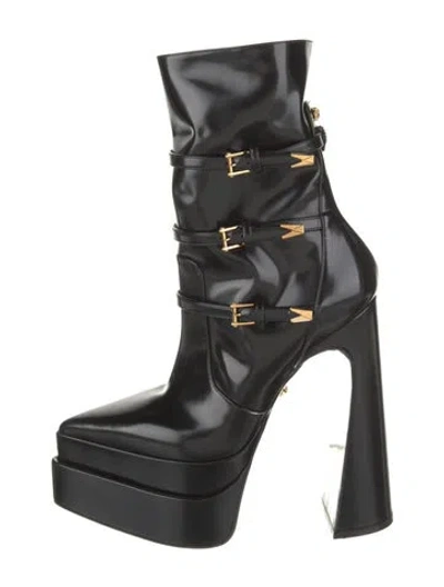 Pre-owned Versace Leather Boots In Black