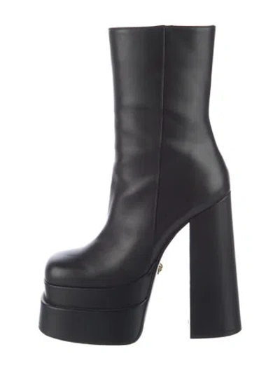 Pre-owned Versace Leather Boots In Black