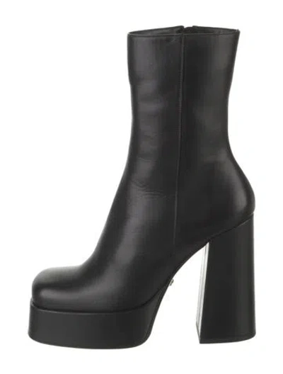 Pre-owned Versace Leather Boots In Black