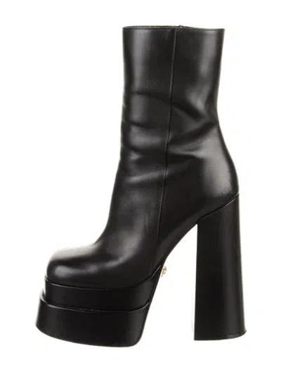 Pre-owned Versace Leather Boots In Black