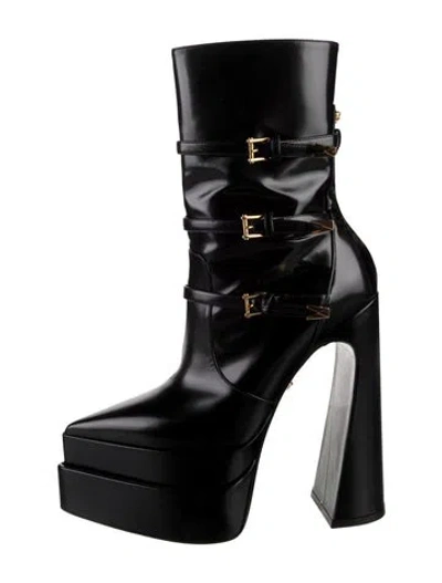 Pre-owned Versace Leather Boots In Black