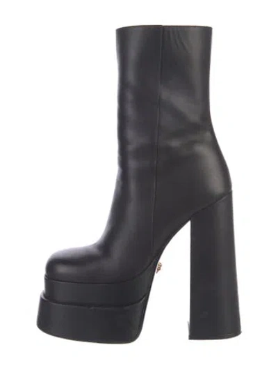 Pre-owned Versace Leather Boots In Blue