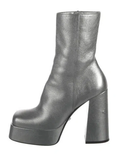 Pre-owned Versace Leather Boots In Metallic/silver