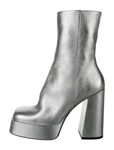 Pre-owned Versace Leather Boots In Silver
