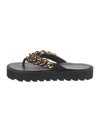 Pre-owned Versace Leather Chain-link Accents Flip Flops In Black
