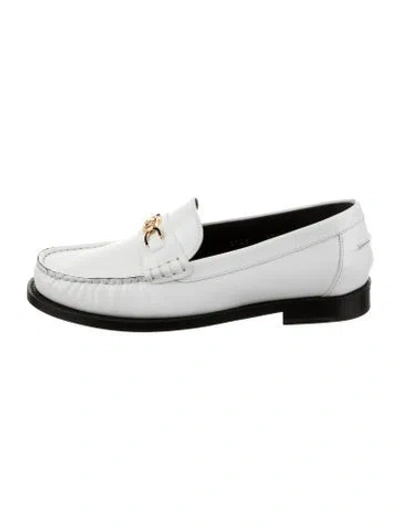 Pre-owned Versace Leather Chain-link Accents Loafers In White