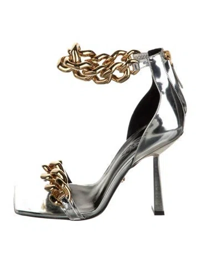 Pre-owned Versace Leather Chain-link Accents Sandals In Silver