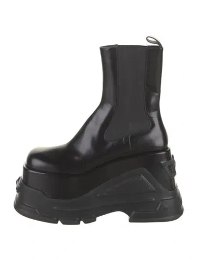 Pre-owned Versace Leather Chelsea Boots In Black