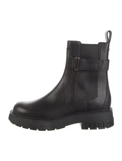 Pre-owned Versace Leather Chelsea Boots In Black
