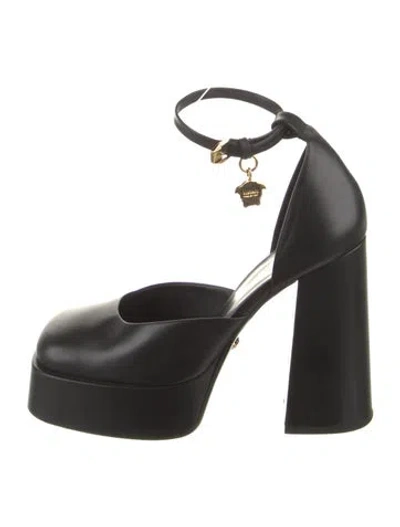Pre-owned Versace Leather Crystal Embellishments D'orsay Pumps In Black