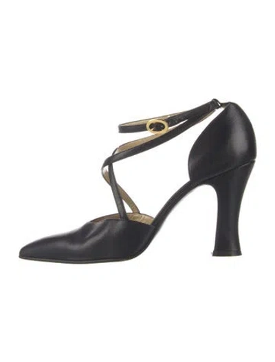 Pre-owned Versace Leather D'orsay Pumps In Black