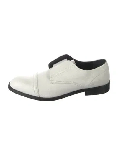 Pre-owned Versace Leather Dress Loafers In White