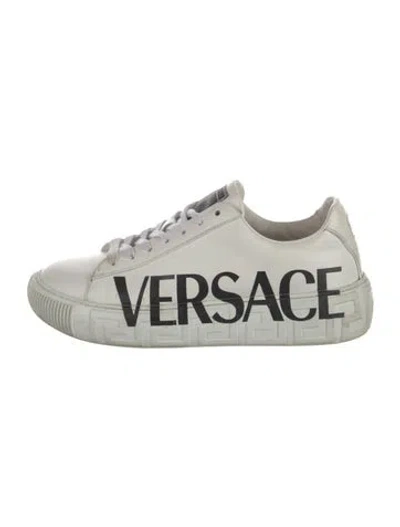 Pre-owned Versace Leather Graphic Print Chunky Sneakers In White