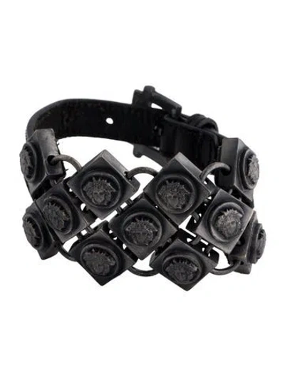 Pre-owned Versace Leather Mail Medusa Bracelet In Black
