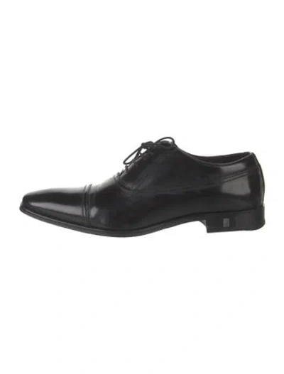 Pre-owned Versace Leather Oxfords In Black