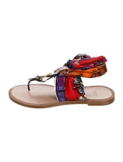 Pre-owned Versace Leather Printed T-strap Sandals In Neutral