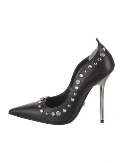 Pre-owned Versace Leather Pumps In Black