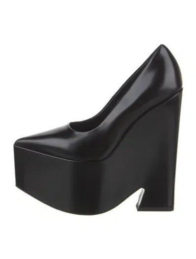 Pre-owned Versace Leather Pumps In Black