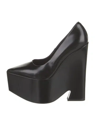 Pre-owned Versace Leather Pumps In Black
