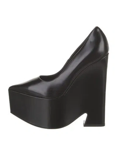 Pre-owned Versace Leather Pumps In Black