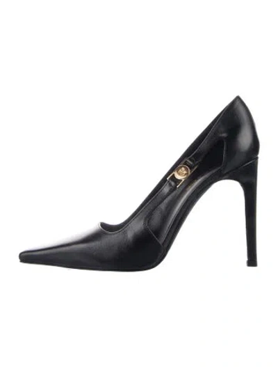 Pre-owned Versace Leather Pumps In Black