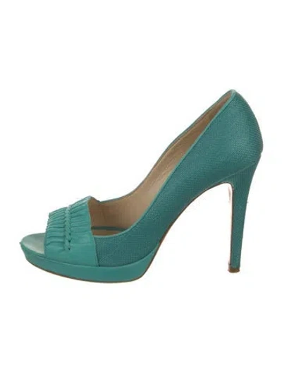 Pre-owned Versace Leather Pumps In Blue
