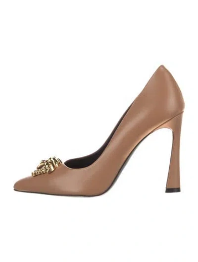 Pre-owned Versace Leather Pumps In Brown