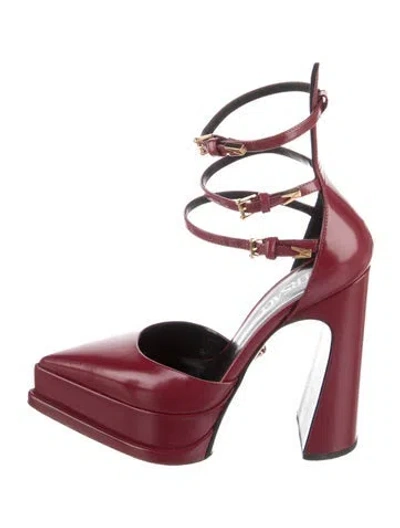 Pre-owned Versace Leather Pumps In Burgundy