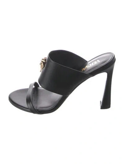 Pre-owned Versace Leather Sandals In Black