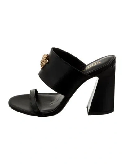 Pre-owned Versace Leather Sandals In Black