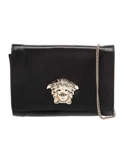 Pre-owned Versace Leather Shoulder Bag In Black