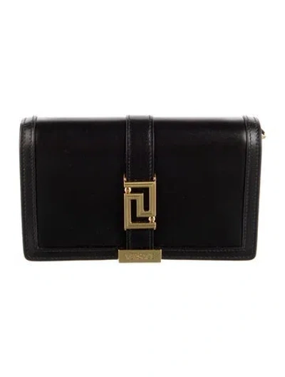 Pre-owned Versace Leather Shoulder Bag In Black