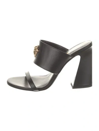 Pre-owned Versace Leather Slides In Black