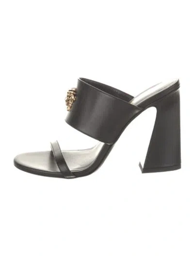 Pre-owned Versace Leather Slides In Black
