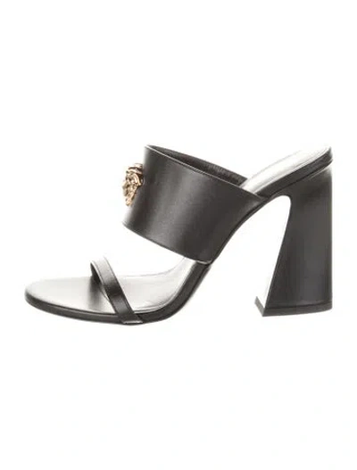 Pre-owned Versace Leather Slides In Black