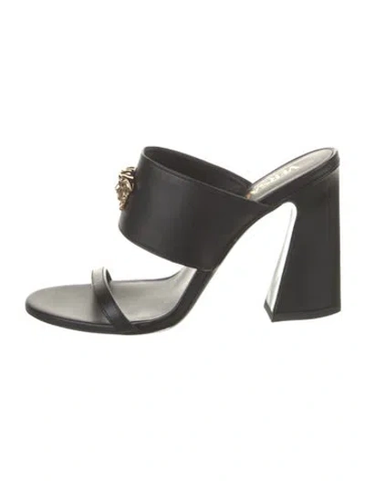 Pre-owned Versace Leather Slides In Black