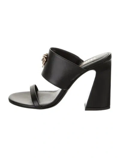 Pre-owned Versace Leather Slides In Black