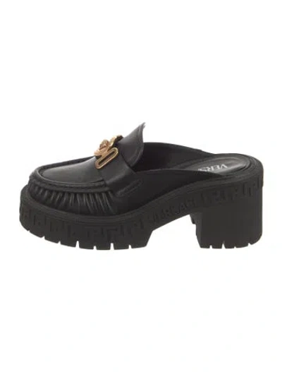 Pre-owned Versace Leather Slides In Black