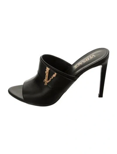 Pre-owned Versace Leather Slides In Black