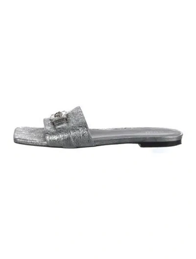 Pre-owned Versace Leather Slides In Metallic/silver