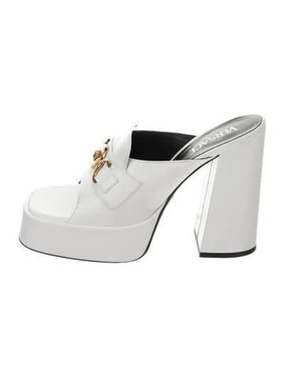 Pre-owned Versace Leather Slides In White