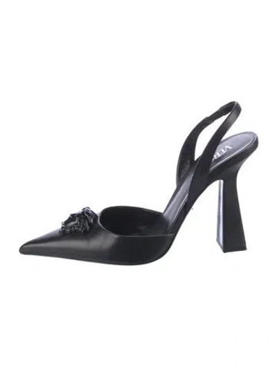 Pre-owned Versace Leather Slingback Pumps In Black